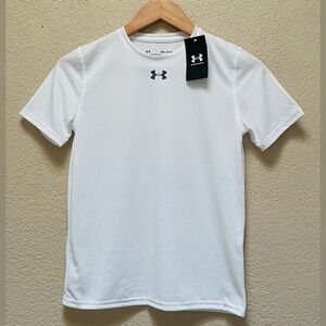 Under Armour Boy’s White Color T-Shirt Youth Size- Medium